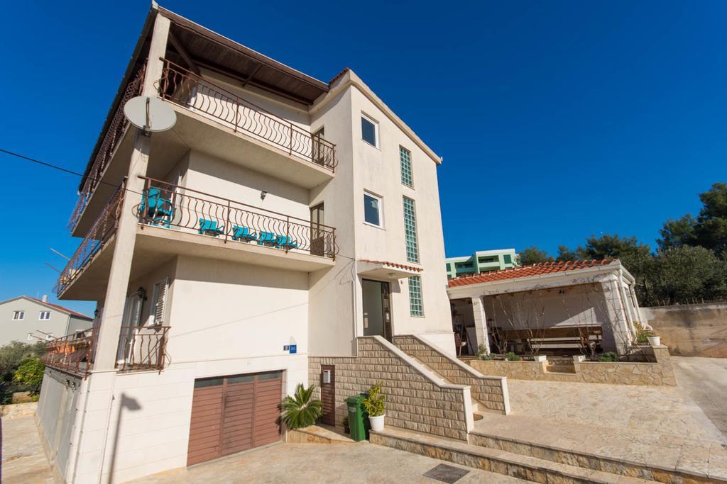 Apartmani Gaube Trogir Buitenkant foto