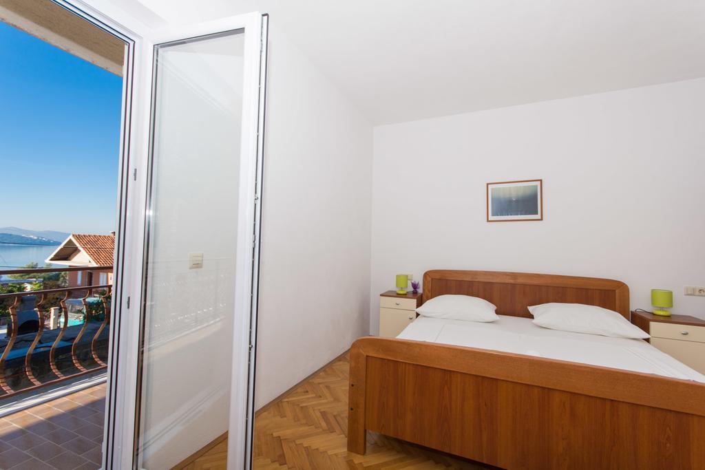 Apartmani Gaube Trogir Buitenkant foto