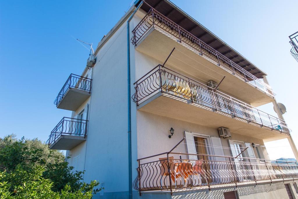 Apartmani Gaube Trogir Buitenkant foto
