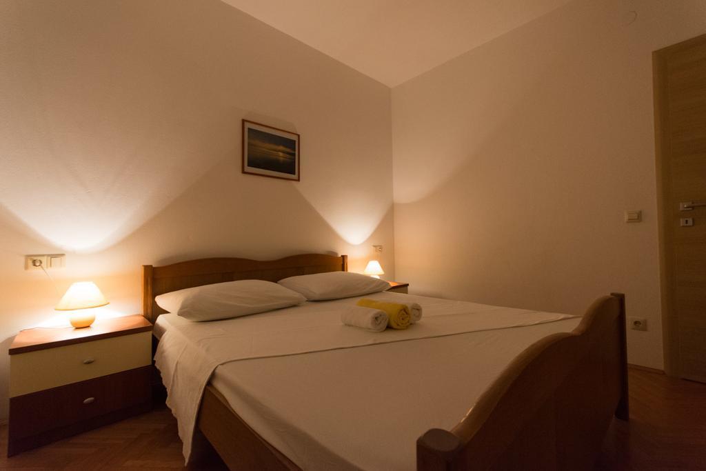Apartmani Gaube Trogir Buitenkant foto