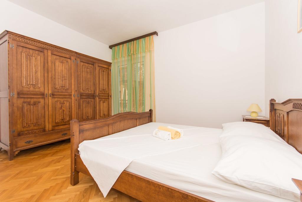 Apartmani Gaube Trogir Buitenkant foto